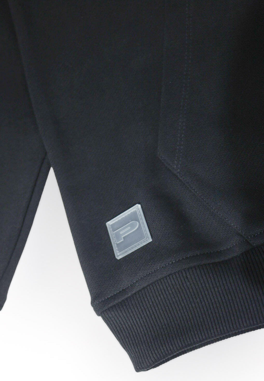 -Hoodie de color negro -Hecho con burda 100% algodón de 450 gramos -Estampados en serigrafia - alta densidad -Tag dedicatorio dopamine -Sello gel perspective -Rib elastico -Bolsillos -Capucha -Diseñado y creado en Medellin,Colombia