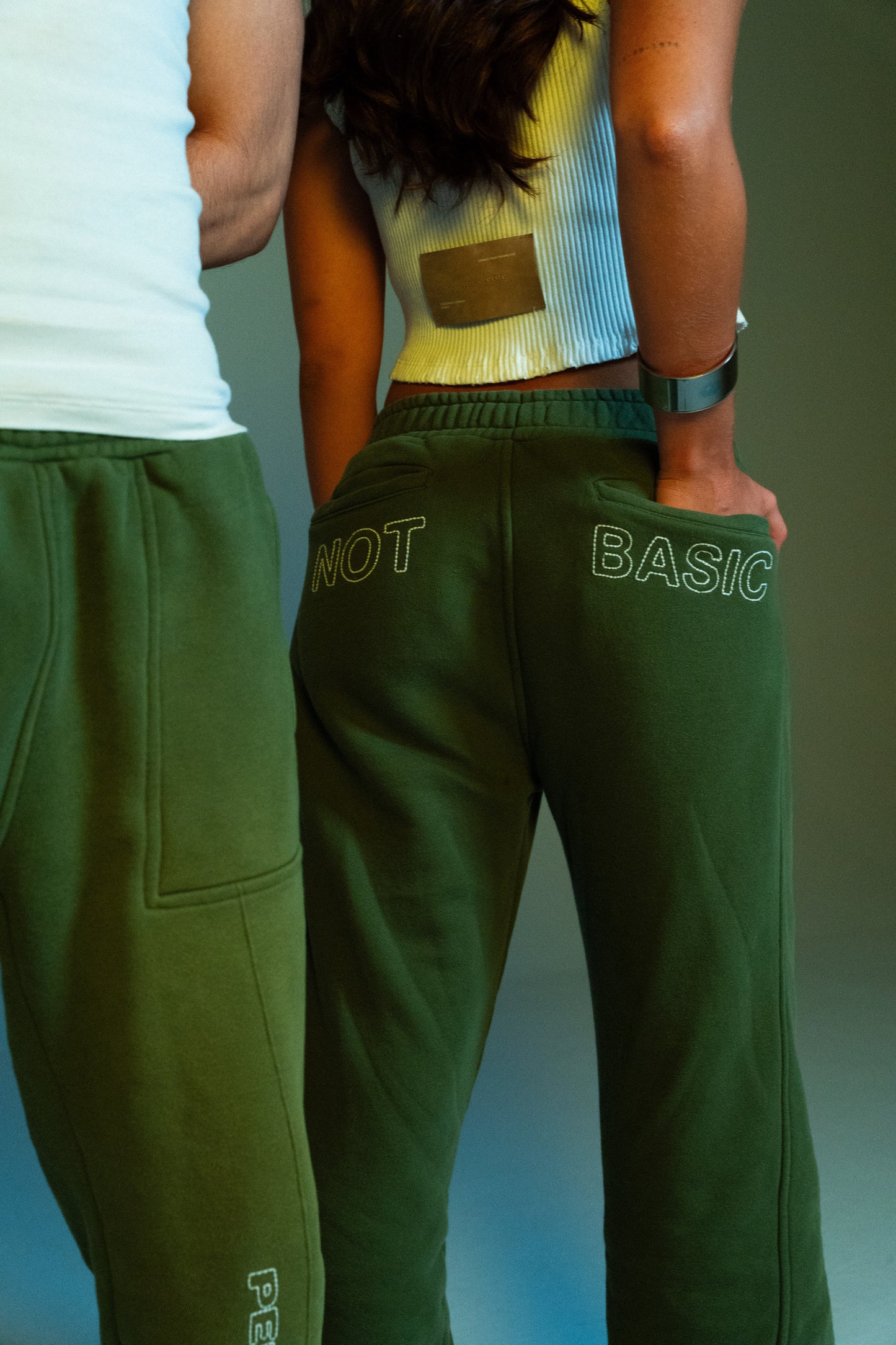 Unbasic Greenish Sweat Pants 05