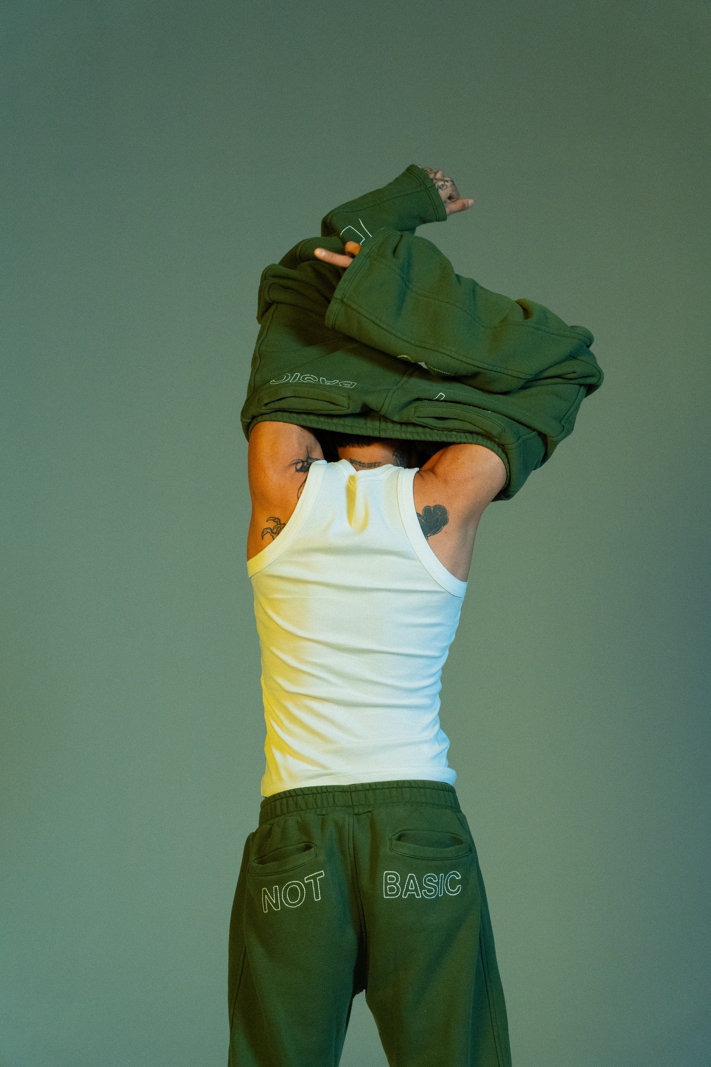 Unbasic Greenish Sweat Pants 05