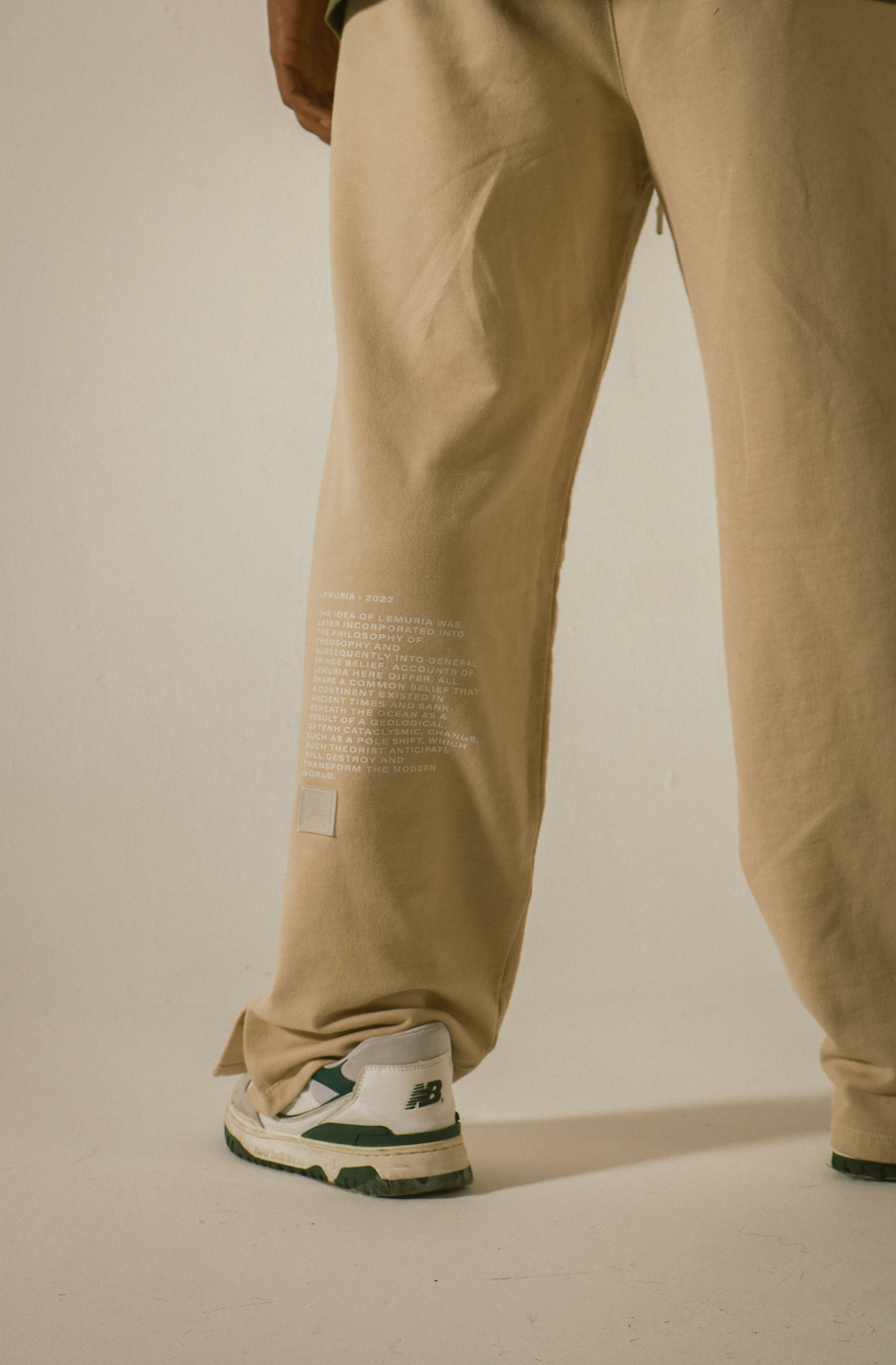 "Beige Lemuria" Pants